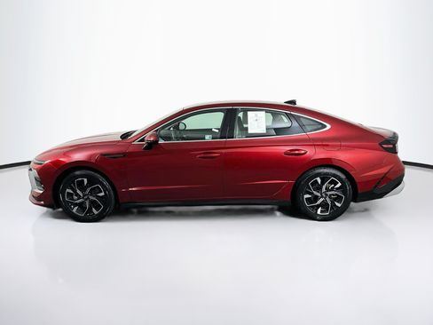 Used 2025 Hyundai Sonata SEL FWD image 4