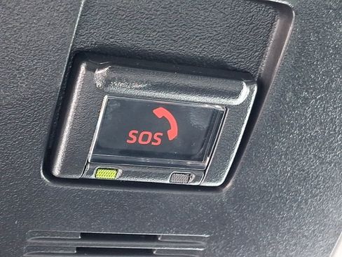 Used 2023 Toyota Camry SE FWD image 27