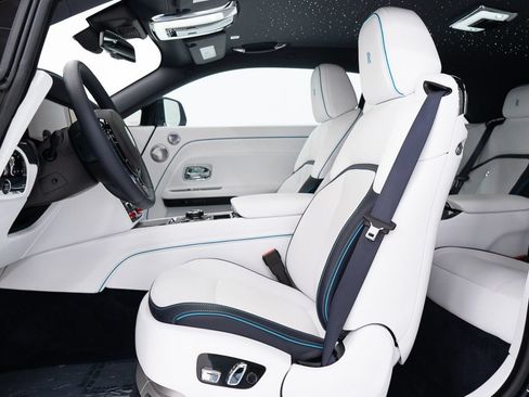 Certified 2026 Rolls-Royce Spectre Black Badge AWD/4WD image 15