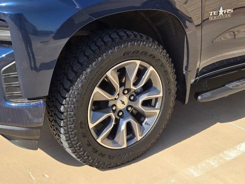 Used 2022 Chevrolet Silverado 1500 RST AWD/4WD image 16