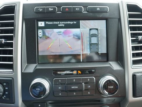 Used 2018 Ford F150 King Ranch w/ Equipment Group 601A Luxury AWD/4WD image 9