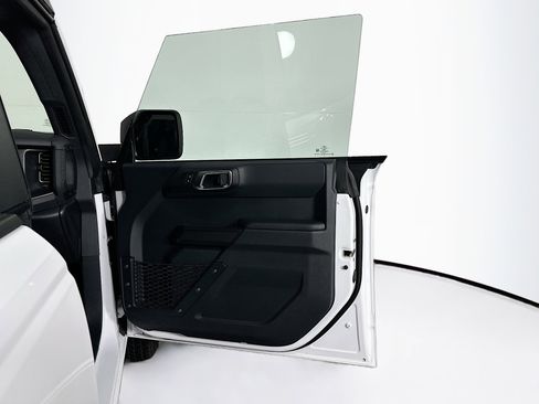 Used 2025 Ford Bronco Big Bend image 32