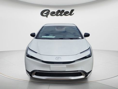 New 2026 Toyota Prius Plug-In Hybrid image 8