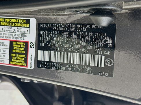 Used 2019 Toyota Camry XLE w/ Navigation Package FWD image 12