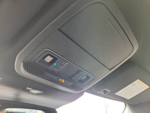 New 2026 Ford Explorer ST-Line w/ ST-Line Street Pack RWD image 31