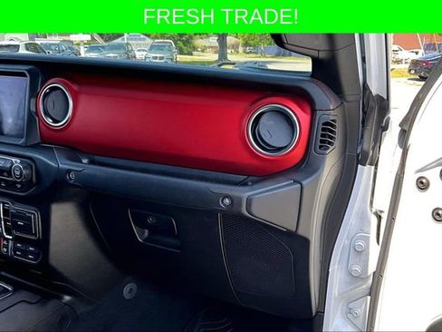 Used 2020 Jeep Gladiator Rubicon AWD/4WD image 22