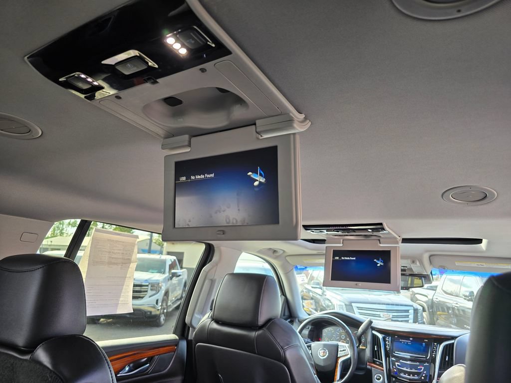 Used 2015 Cadillac Escalade ESV Premium AWD/4WD image 16