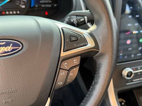 Used 2024 Ford Edge SEL image 16