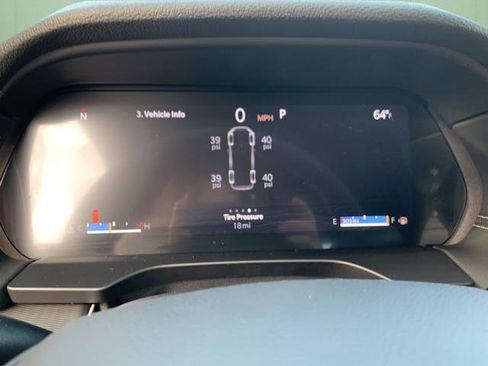 New 2025 Jeep Grand Cherokee L Laredo image 28