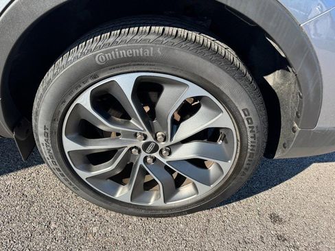 Certified 2023 Lincoln Nautilus Reserve w/ Equipment Group 201A image 25