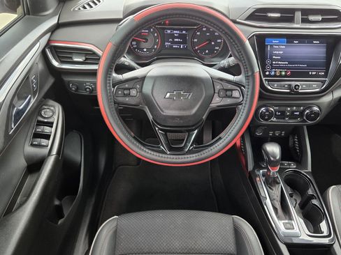 Used 2021 Chevrolet TrailBlazer RS w/ Convenience Package FWD image 6