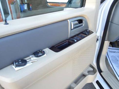 Used 2012 Ford Expedition EL XLT image 60
