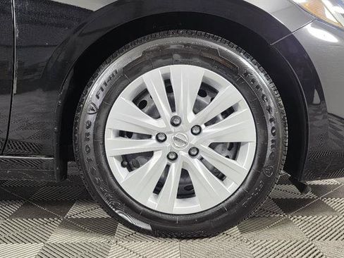 Used 2023 Nissan Sentra S FWD image 12