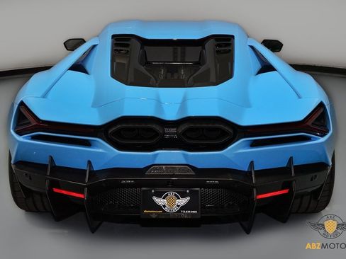 Used 2025 Lamborghini Revuelto image 9