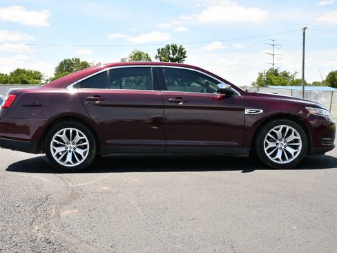 Used 2019 Ford Taurus Limited FWD image 8