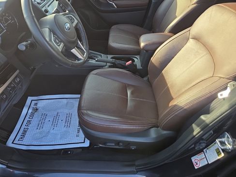 Used 2018 Subaru Forester 2.5i Touring w/ Popular Package #3B image 18