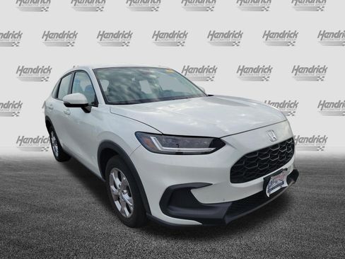 Used 2024 Honda HR-V LX image 2