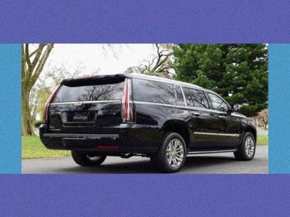 Used 2019 Cadillac Escalade ESV 4WD
