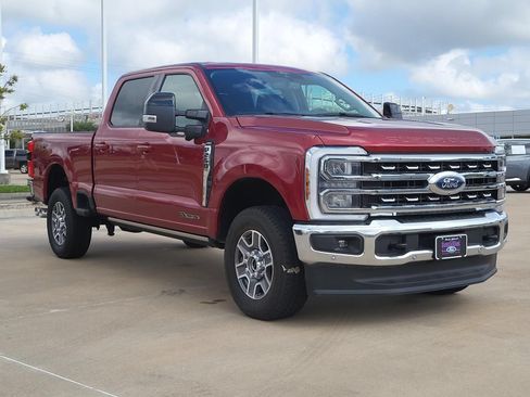 Used 2025 Ford F250 Lariat w/ Lariat Ultimate Package AWD/4WD image 3