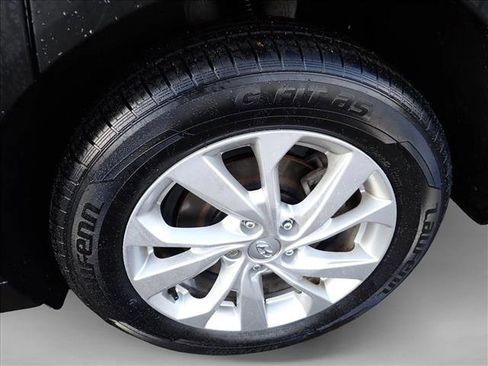 Used 2020 Hyundai Tucson SE image 7