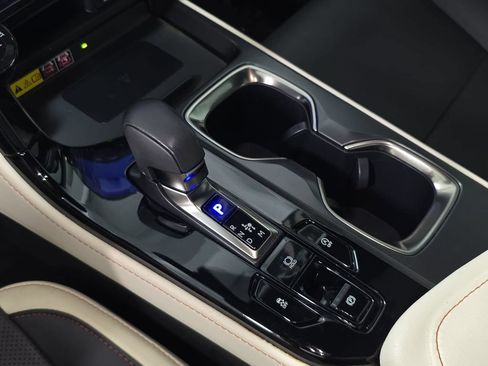 Used 2024 Lexus NX 250 FWD image 20