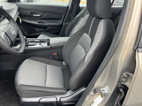 New 2026 Nissan Sentra SV w/ SV Convenience Package image 13