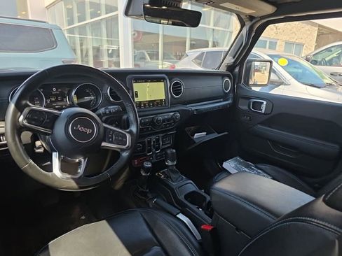 Used 2022 Jeep Wrangler Unlimited Rubicon 4xe w/ Steel Bumper Group AWD/4WD image 13