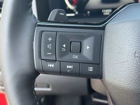 Certified 2025 Nissan Rogue Platinum AWD/4WD image 26