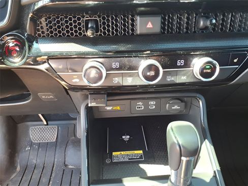 Used 2025 Honda CR-V Sport Touring image 22