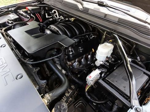 Used 2019 GMC Yukon SLT w/ Open Road Package image 61