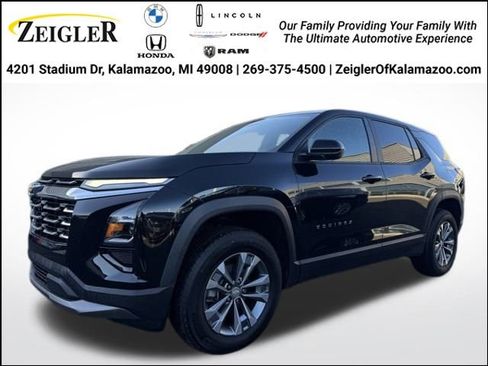 Used 2025 Chevrolet Equinox LT image 1