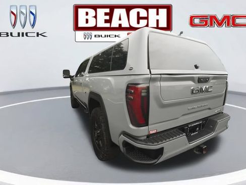 Used 2024 GMC Sierra 2500 AT4 w/ Technology Package AWD/4WD image 5