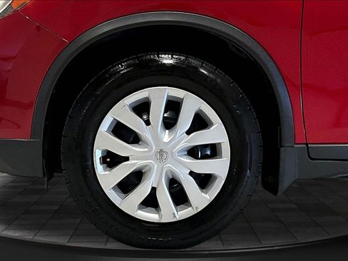 Used 2017 Nissan Rogue S AWD/4WD image 33