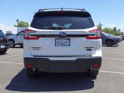 Certified 2025 Subaru Ascent Bronze Edition AWD/4WD image 6