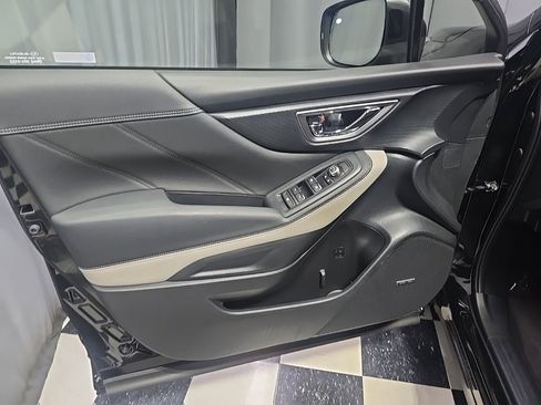 Used 2023 Subaru Forester Limited image 18