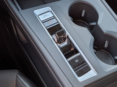 Certified 2024 Volkswagen Atlas SE AWD/4WD image 25