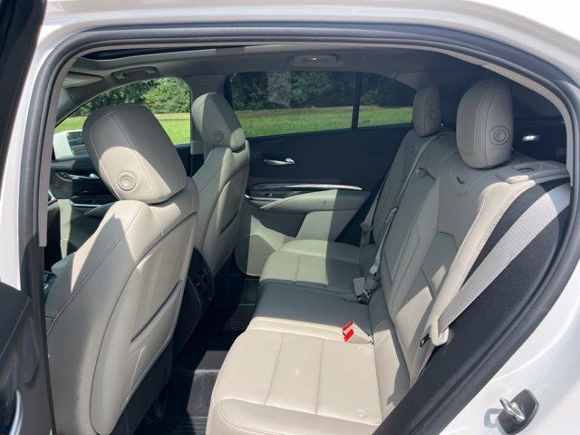 Used 2020 Cadillac XT4 Luxury FWD image 34
