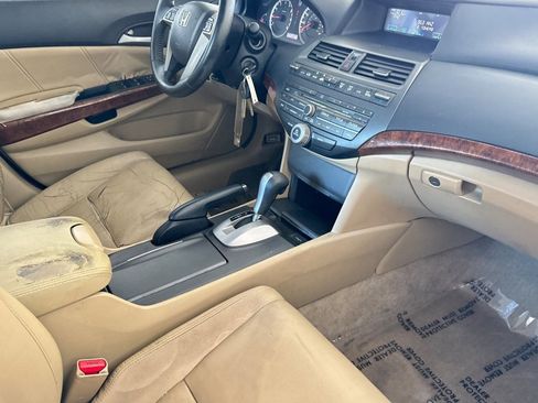 Used 2011 Honda Accord EX-L image 30