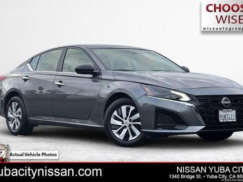 Used 2025 Nissan Altima 2.5 S image 1