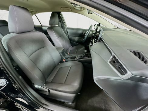 Used 2024 Toyota Corolla LE image 29