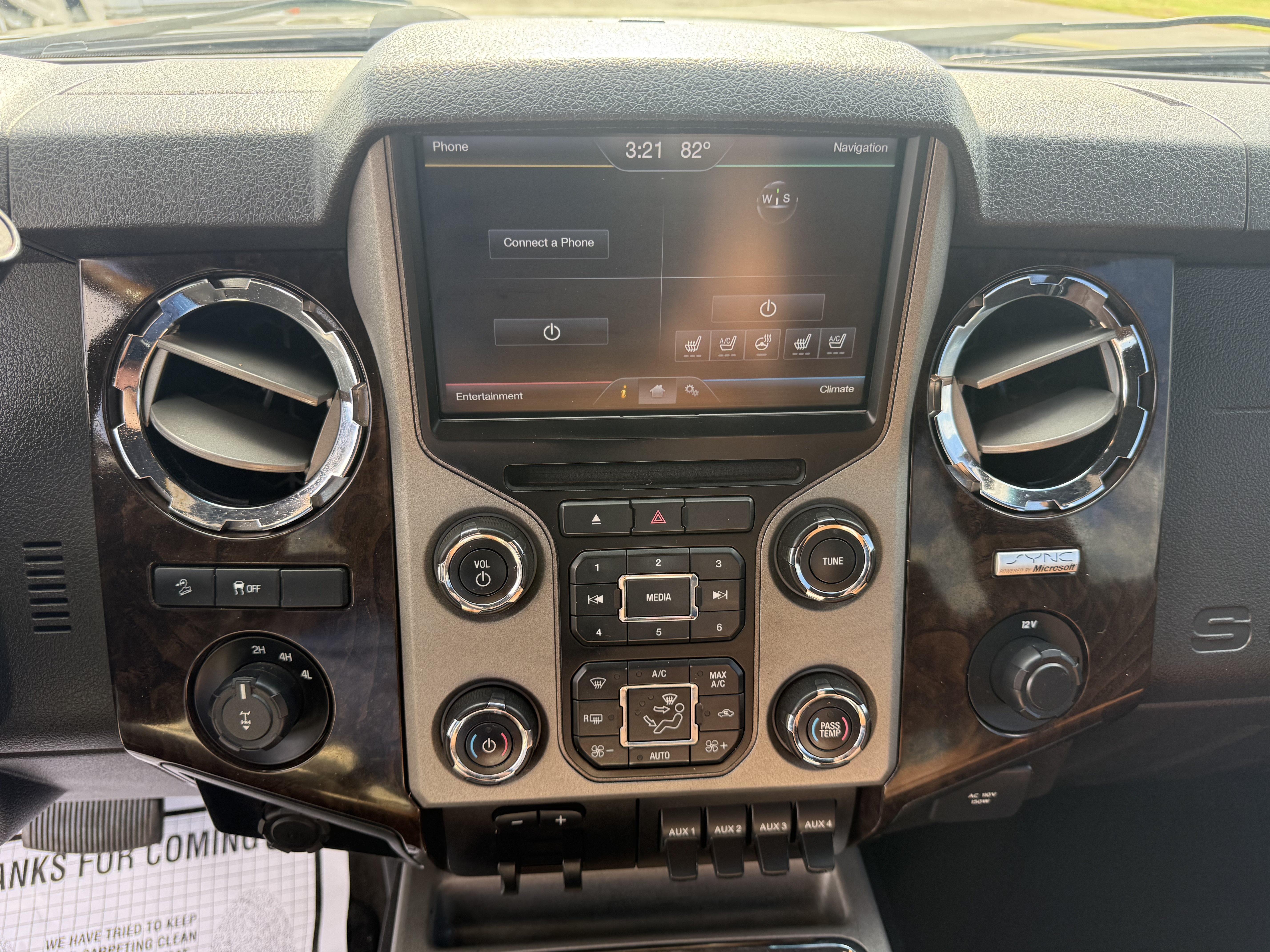 Used 2013 Ford F250 Platinum w/ FX4 Off Road Pkg AWD/4WD image 7