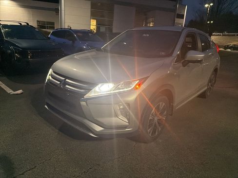 Used 2019 Mitsubishi Eclipse Cross SEL image 2