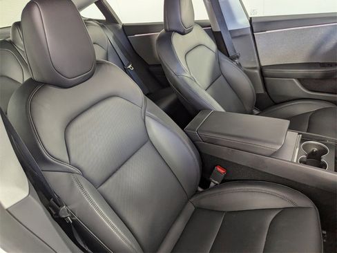 Used 2024 Tesla Model 3 Long Range image 32