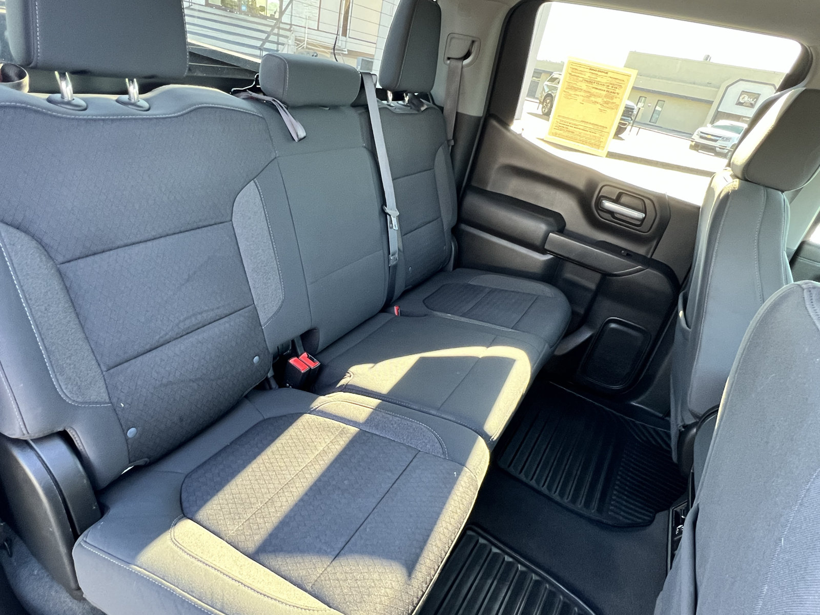 Used 2021 Chevrolet Silverado 1500 LT RWD image 24