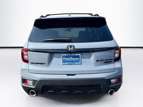 Used 2024 Honda Passport Black Edition image 7