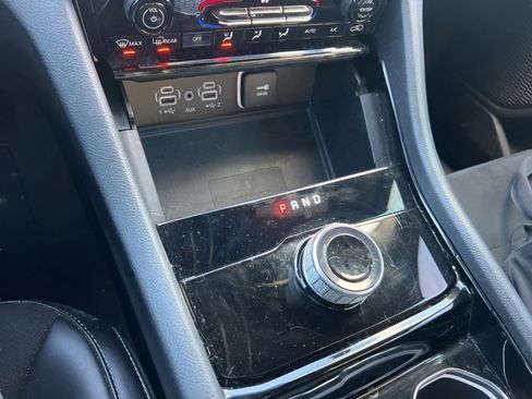 Used 2023 Jeep Grand Cherokee L Altitude image 26