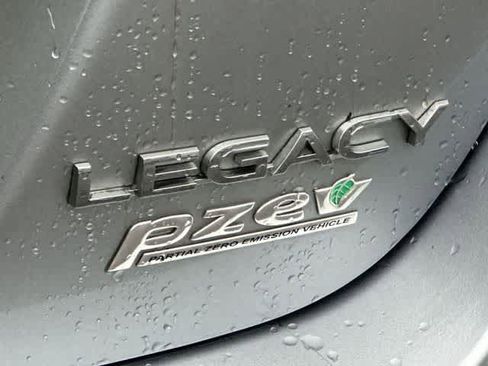 Used 2017 Subaru Legacy 2.5i Limited image 25