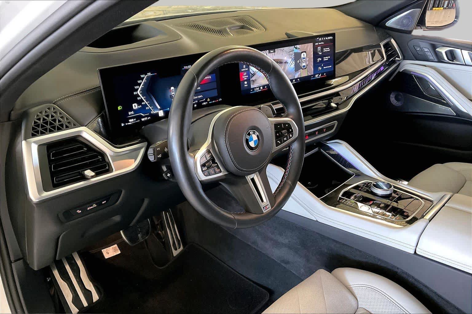 Used 2025 BMW X6 M60i AWD/4WD image 16
