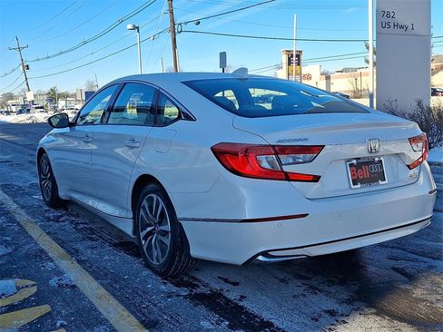 Used 2019 Honda Accord Touring image 5