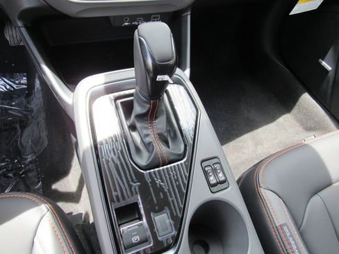 New 2025 Subaru Crosstrek 2.5i Limited w/ Popular Package #3A image 26